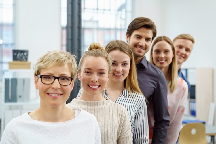 Werbefoto Stellenangebote, Copyright: Adobe Stock / contrastwerkstatt