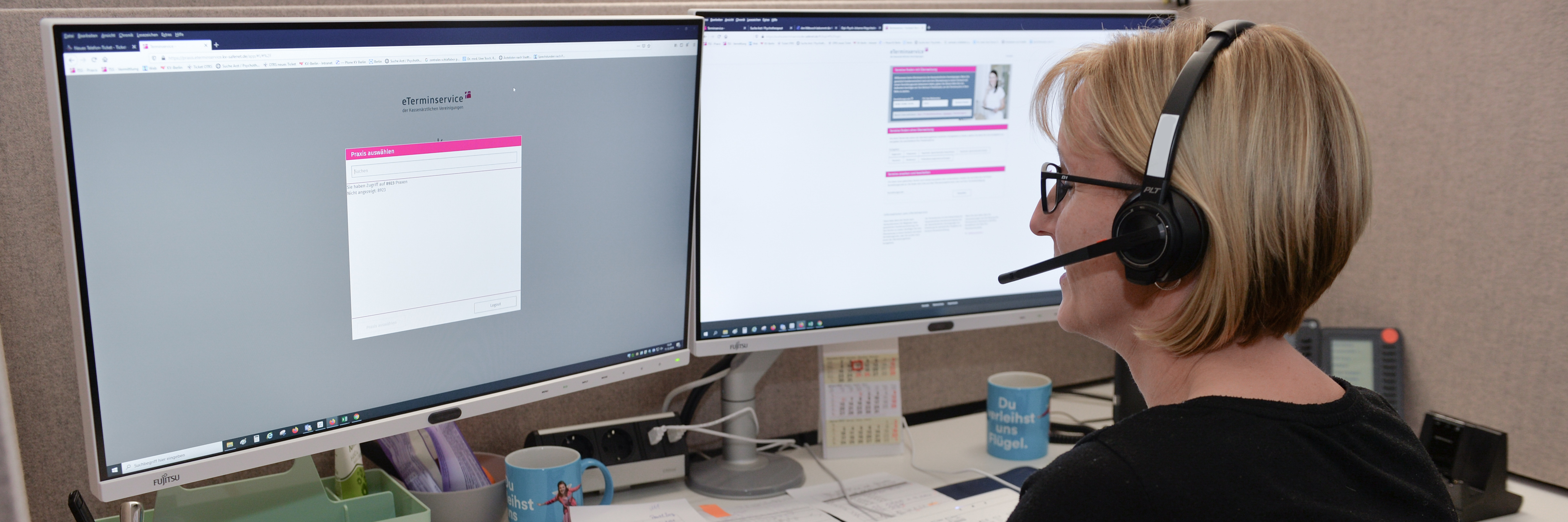 Die Terminservicestelle der KV Berlin Mitarbeiterin in der Terminservicestelle in der KV Berlin / Foto von Christof Rieken